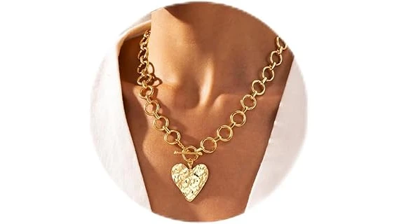 This image shows a luxurious heart-shaped necklace, one of the most expensive featured in the Top 10 list.
