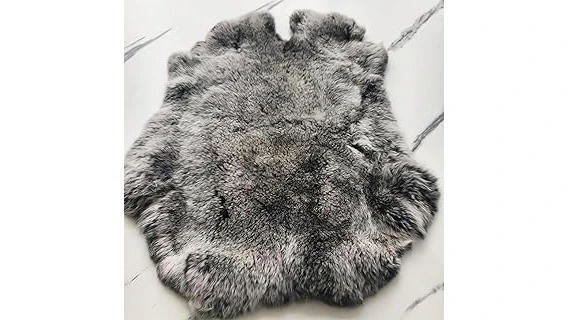 The image shows a luxurious rabbit fur stole, highlighting the top 3 most expensive rabbit furs.